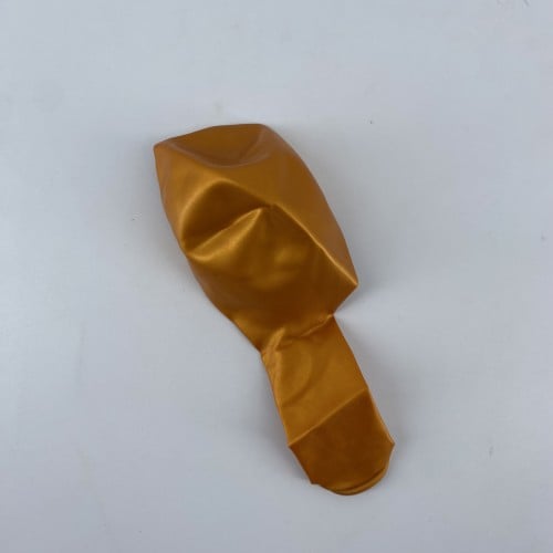 بلون ذهبي مع نفخ