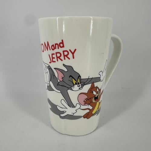 كوب ابيض توم و جيري