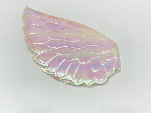 جناح يونيكورن ابيض