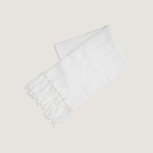 بجامة فرو شتوي ابيض ( 4 قطع )