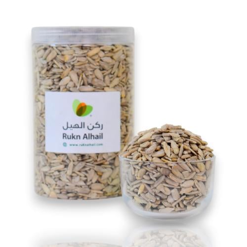 حب شمسي مقشور طبيعي