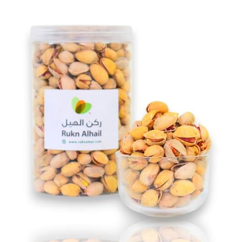 فستق أمريكي صغير فاخر، محمّص بالليمون بإتقان.