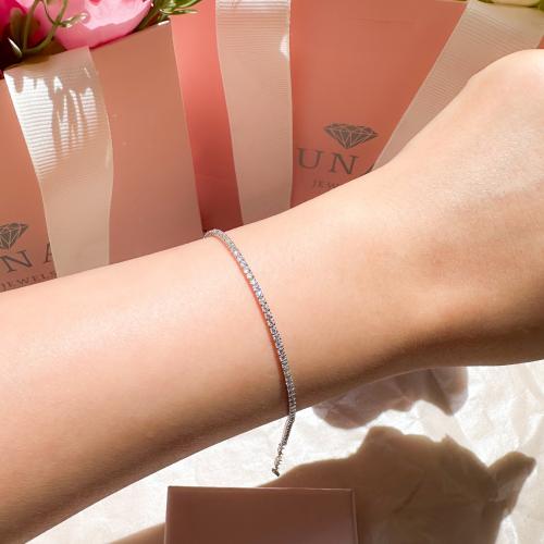 سوارة تنس فضه عيار 925 مرصع بالزركون تصميم ألماس