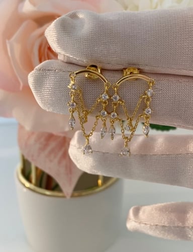 حلق فضه عيار 925 مرصع بالزركون ومطلي بالذهب