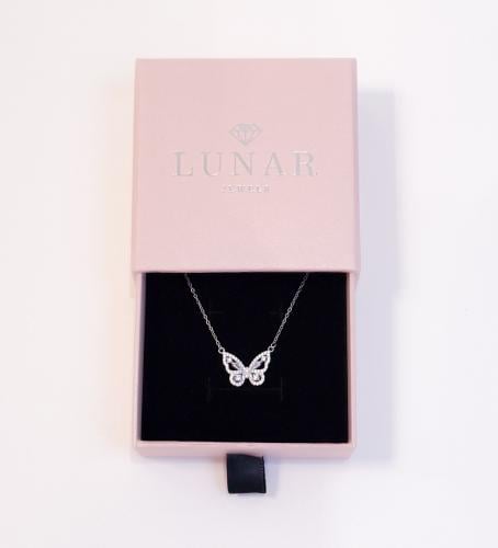 قلادة Silver Butterfly فضه عيار 925 مرصع بالزركون