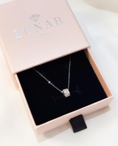 سلسال Lunar فضه عيار 925 مرصع بالزركون