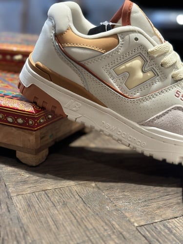 سنيكرز نيو بلانس 550