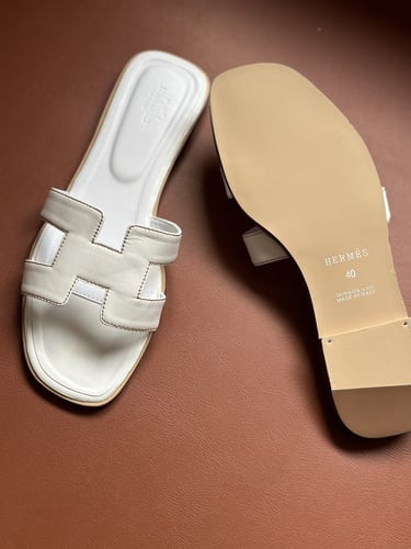 سليبر ابيض -H