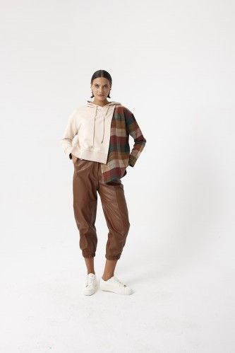 بنطلون جلد ناعم بستايل واسع