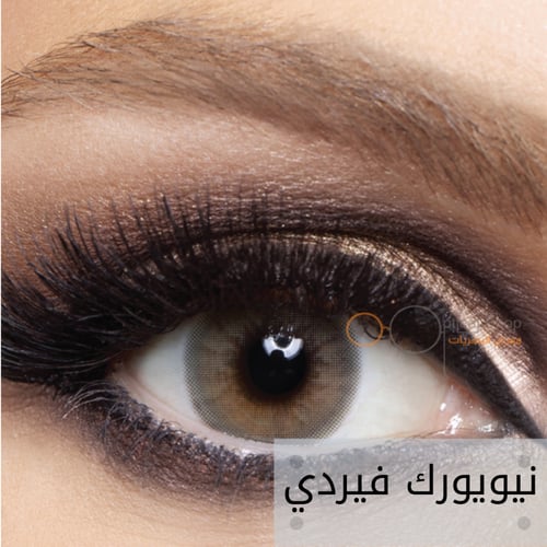 عدسات انستازيا ملونة