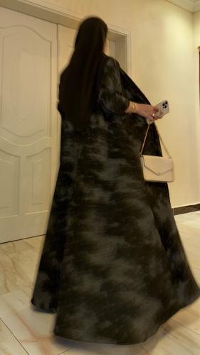 Flowy Abaya