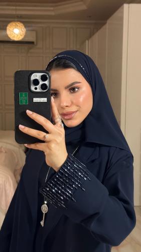 Elegant abaya