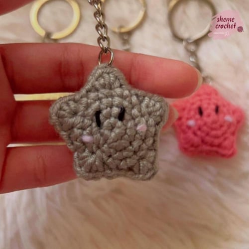 كروشيه ميدالية حِكَاية نَجْمة