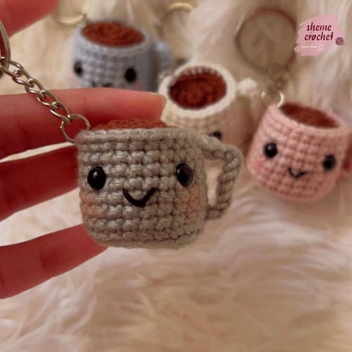 كروشيه ميدالية كُوب السّعَادة