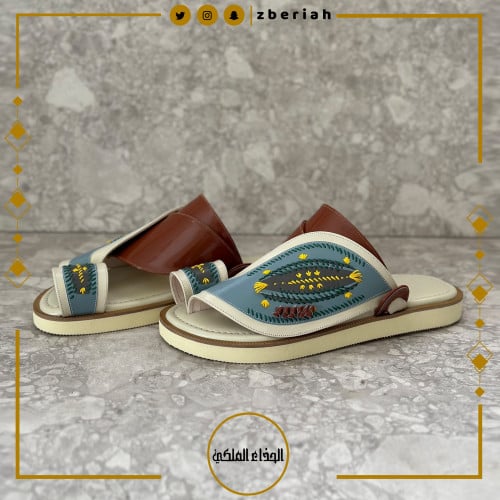 حذاء سكري مع سماوي تطريز يدوي