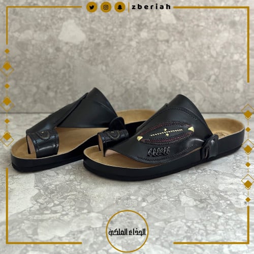 حذاء طبي أسود تطريز يدوي صوف أسود