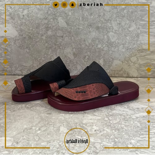 حذاء عنايي مع جلد نوعين جلد ثعبان