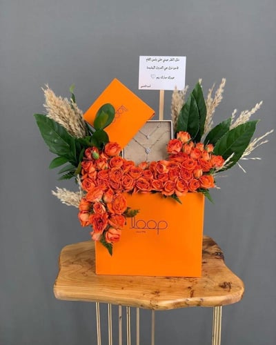 سلسال نسائي من ماركة اوب