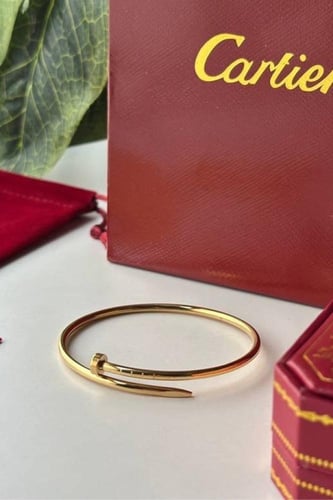 اسوارة حديد نسائية