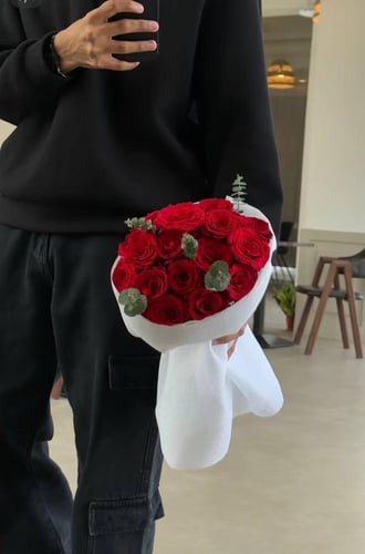 بوكيه ورد احمر جوري