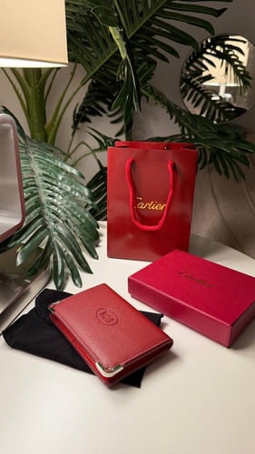 بوك كارتير دم الغزال