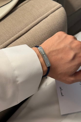 اسواره لويس رجاليه