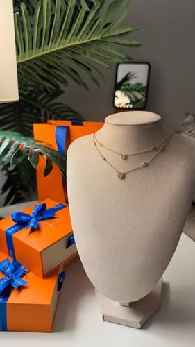 سلسال نسائي من ماركة اوب