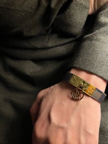 لويس فتون جلد