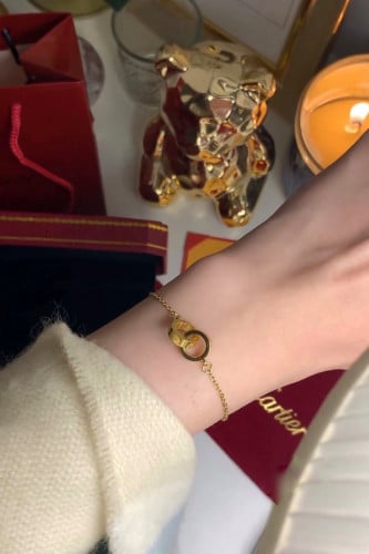 اسوارة نسائي