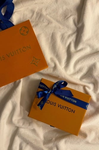 اسواره لويس فتون