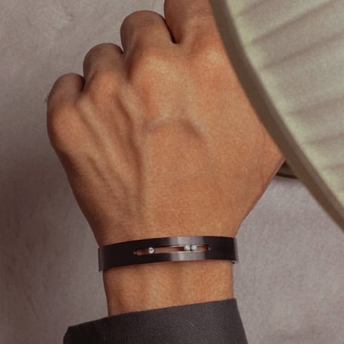 ميسيكا اسود