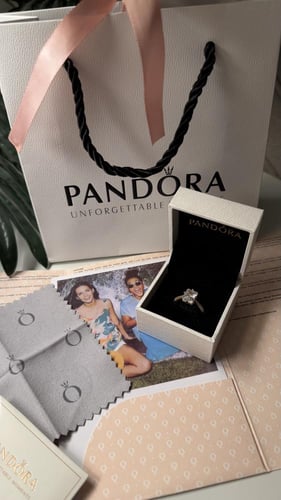 خاتم باندورا