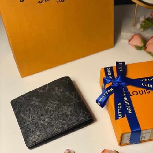 بوك لويس فتون