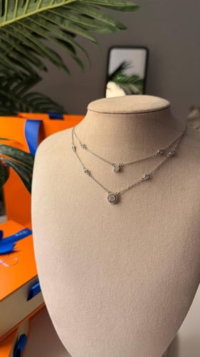 سلسال نسائي من ماركة اوب