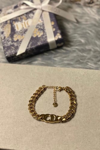 اسوارة ديور