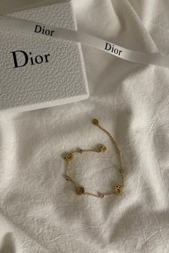 اسوارة ديور