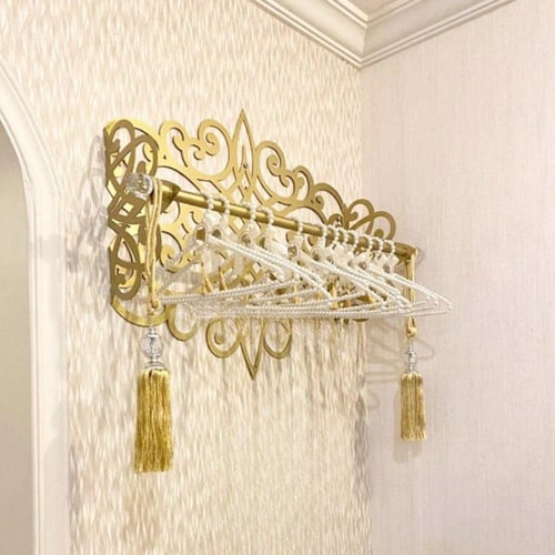 علاقات ملابس جدارية فخمة (١) بدون ملحقات