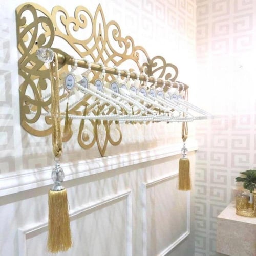 علاقات ملابس جدارية فخمة (١) بدون ملحقات