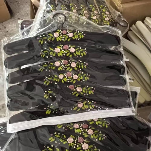 علاقات مخمل مطرزة يدوي ٦ قطع