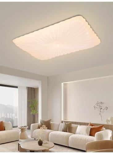 ثريا لطش ليد حديث - 3 مستويات إضاءة - قدرة 240 واط...