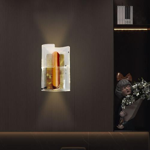 أبليك جداري مودرن ثلاث إضاءات، لون ذهبي ، تصميم عص...