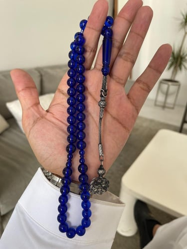 سبحة ازرق غامق بكلايت مع طربزونه فضة.