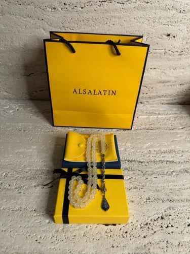 سبحة مضيئة بكلايت مع شكة من استنلس استيل نفس المست...