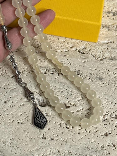 سبحة مضيئة بكلايت مع شكة من استنلس استيل نفس المست...