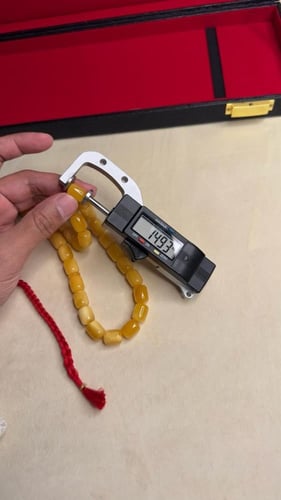 سبحه كهرمان قديم متغير لونه حر سوبر صافي طبيعية