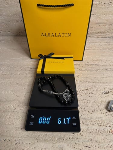 سبحه من حجر العقيق الاسود الطبيعي مع طربزونه فضه و...