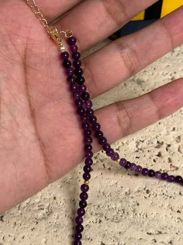 عقد حجر جمشت الطبيعي