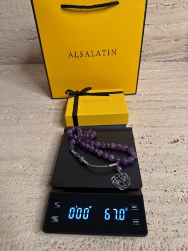 سبحة مصنوعه من حجر جمشت او الأمتست الكريم الطبيعي...