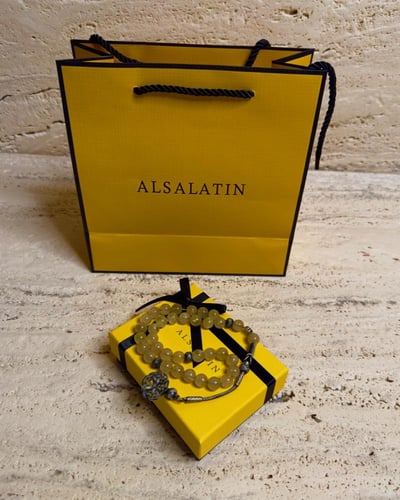 سبحة مصنوعه من حجر الكوراتز الذهبي الطبيعي مع طربز...