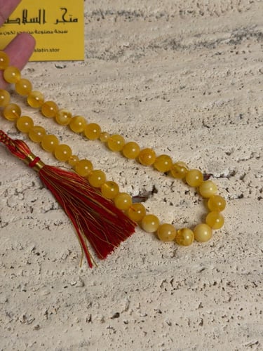 سبحه كهرمان حر شوائب خفيفه طبيعية مع شكة تفاصل يدو...